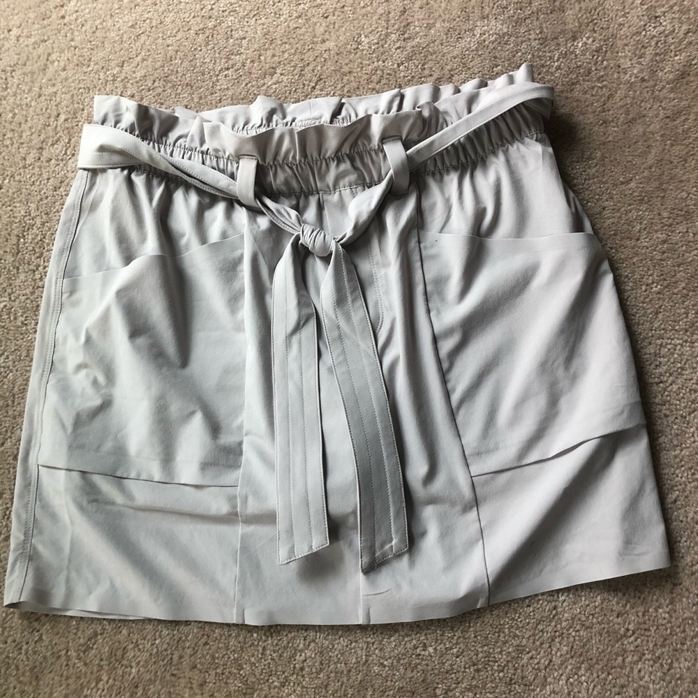 Athleta size 8 skort